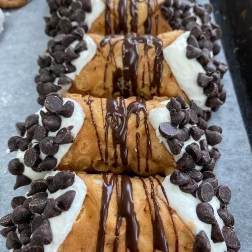 Chocolate Chip Cannoli 351