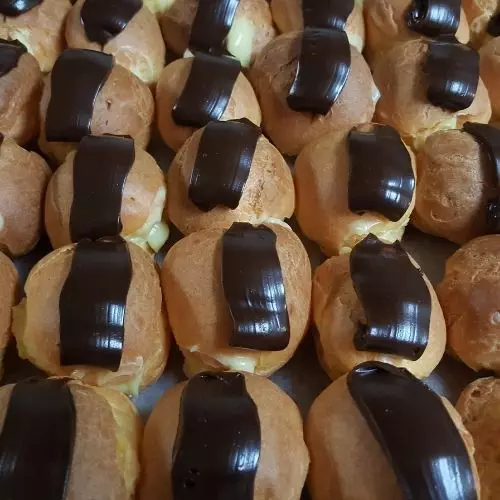 Mini Eclairs 383