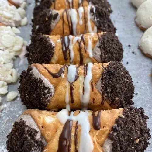 Oreo Cannoli 353